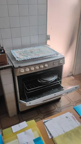 Fogão 6 bocas atlas funcionando perfeitamente 