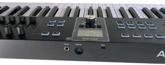 Teclado Controlador Arturia Keylab Essential 49 Mk3 Preto