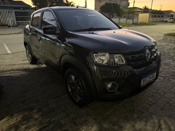Renault Kwid Intense 1.0 Flex 12V 5P Mec. 2018