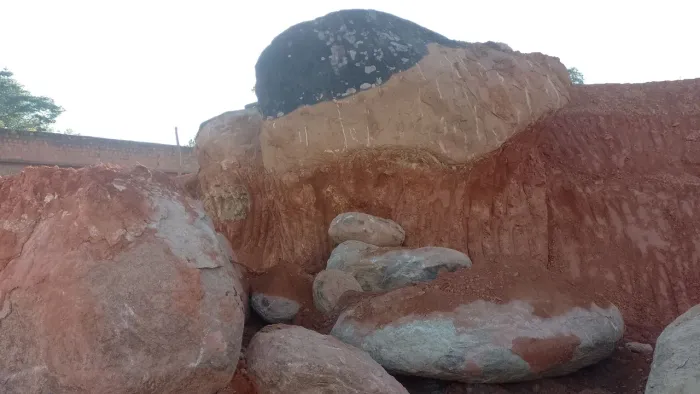 Quebra pedras