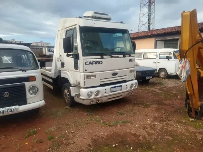 Ford Cargo 815 - 2008/2009 - Gabine Leito trunkcado com plataforma. 20 mil rodado.