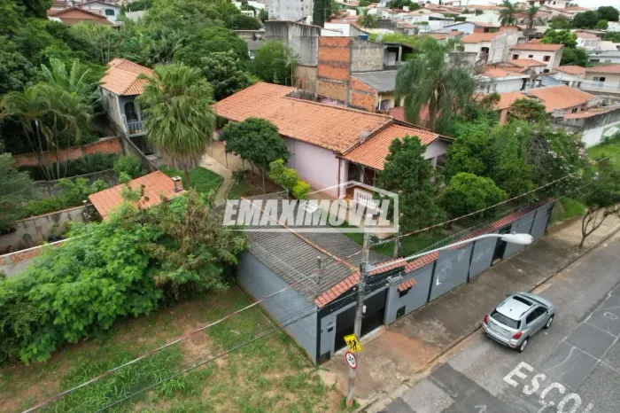 Área na Vila Carvalho