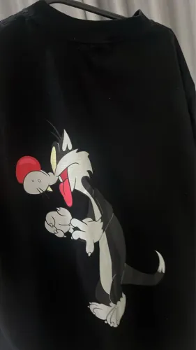 Oversized baw baby looney tunes