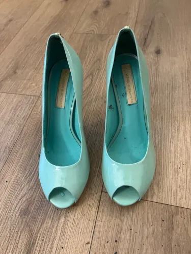 Scarpin Peep Toe Jorge Bischoff Verniz Azul Tiffany - Tam. 38 (Nunca Usado)