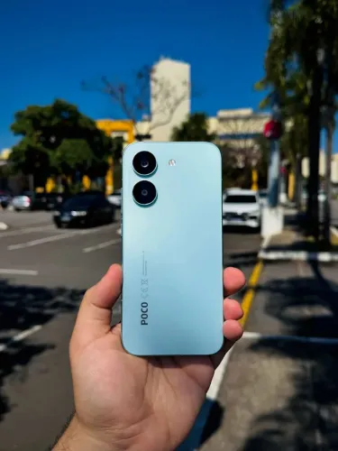 POCO X8 PRO 5G de 256gb 8 RAM