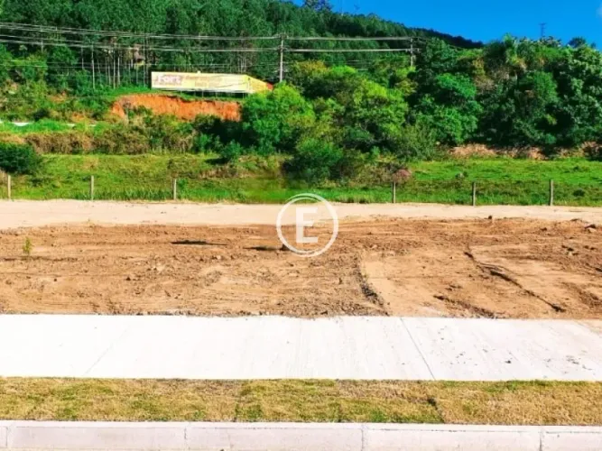 Terreno 360m² - Vargem Pequena