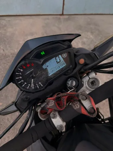 YAMAHA CROSSER