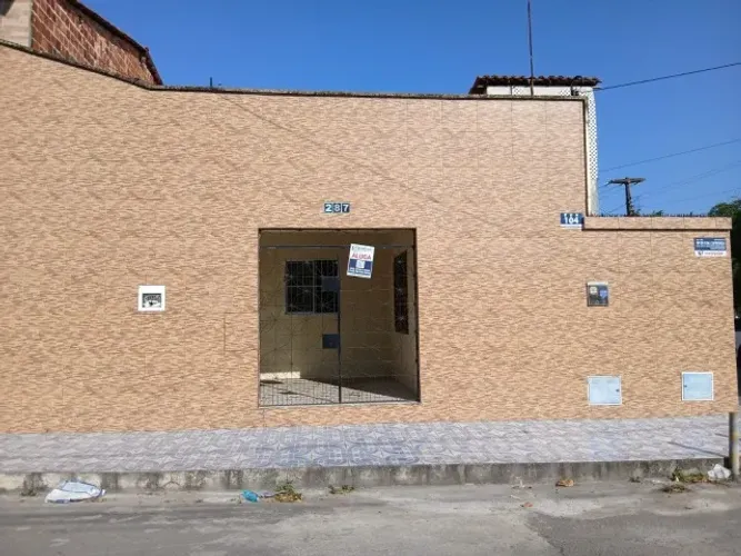 Imperdível!!! Casa para Aluguel no Conjunto Esperança | 2 Suítes | Quintal | Área de Servi