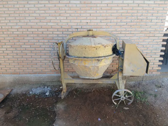 Betoneira 400lt R$3.000