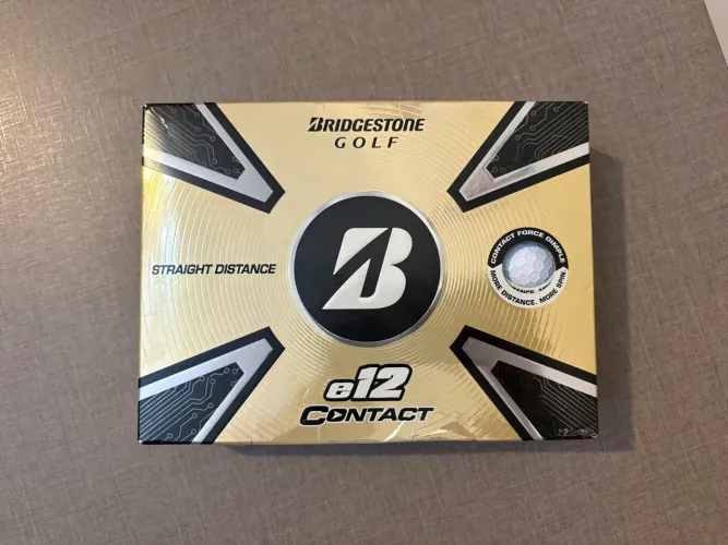 Bola de golf Bridgestone e12 contact NOVA