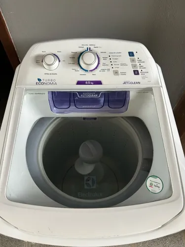 Lava-roupa Electrolux 8,5kg