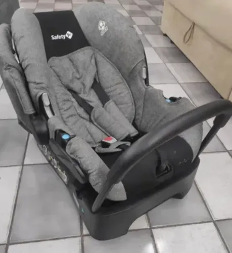 Cadeirinha bebe 1st safety