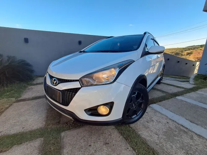 Hyundai HB20X Style 1.6 Flex 16V Mec. 2014