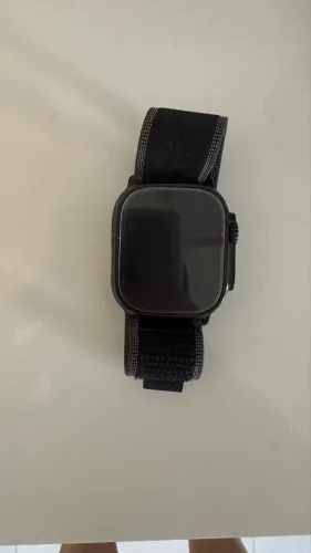Apple Watch Ultra 3 GPS + Cellular 49mm Titânio Preto - Black/Charcoal Trail Loop (M/L)