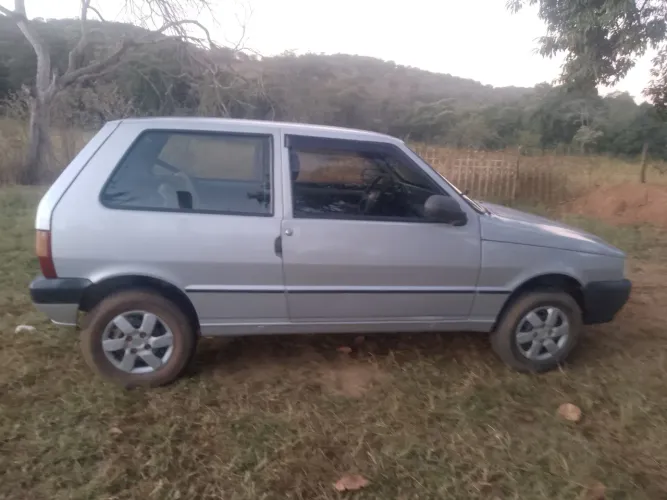 Fiat Uno Mille 1.0 Fire/ F.flex/ Economy 2P 2013