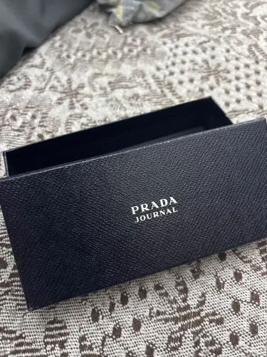 Óculos ( PRADA )