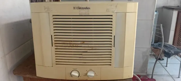 Ar de janela Eletrolux 