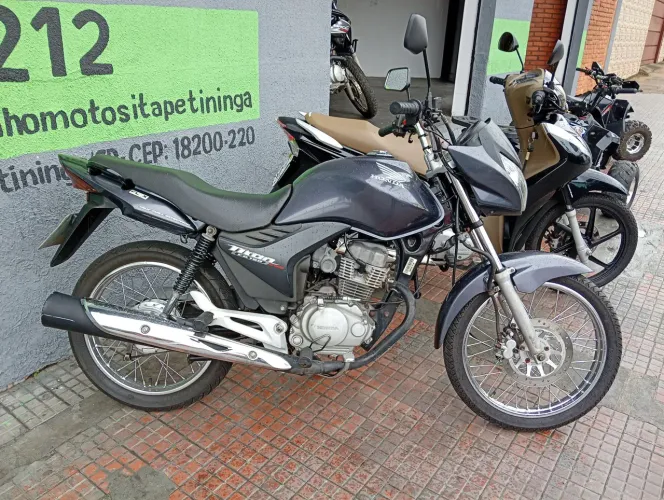Honda Titan 150Cc____(Mix)