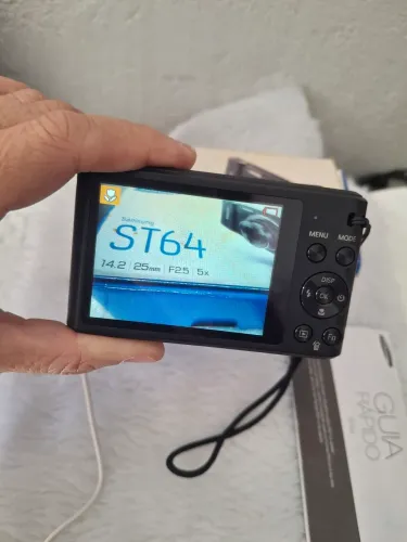 Câmera Fotográfica Samsung ST64 em excelente estado de conservação.