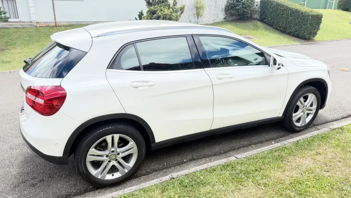 Mercedes-Benz GLA 200 Adv. 1.6/1.6 TB 16V Flex Aut. 2016