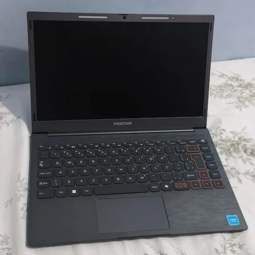 Notbook positivo vision C14