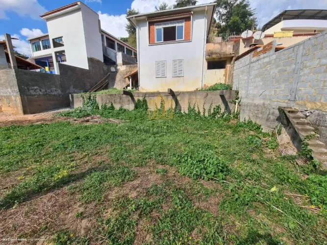 Casa para Venda, Santa Fe, 1 dormitório, 1 banheiro, 3 vagas