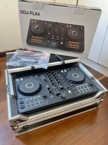 Pioneer DDJ-FLX4 Impecável + Hardcase Luxo + Caixa e Manuais ?