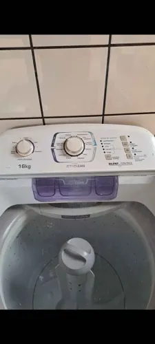 Lavadora e Máquina de Lavar Electrolux 16kg LAC16 - 127V