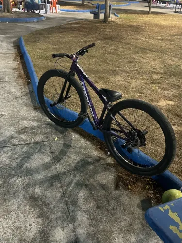 Vendo absoluto nero 6 sem arranhão no quadro, 12 marchas so pegar e andar