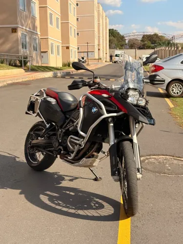 BMW F800