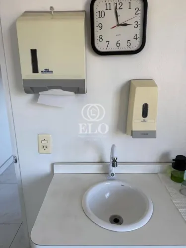 **Sala Comercial Disponível para Locação na Hípica, Porto Alegre, RS**