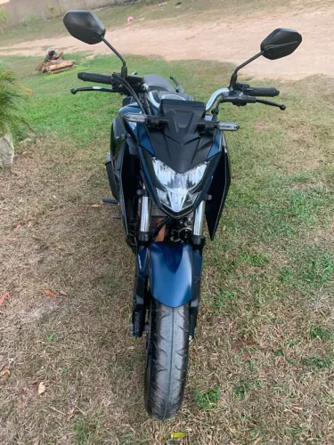 Moto Honda CB 300 Twister ABS - 2025