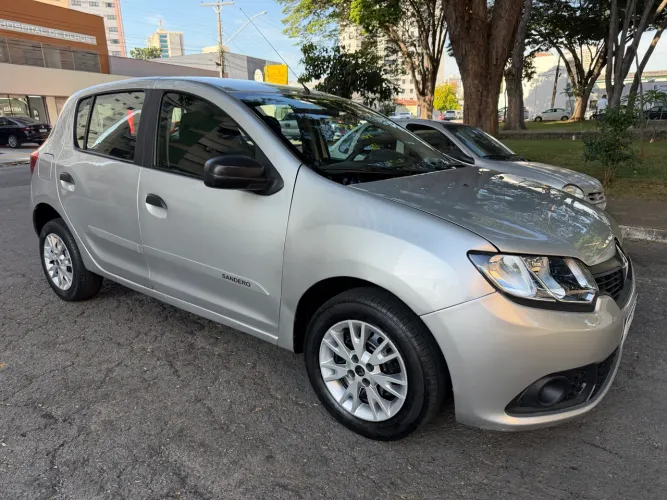 Renault Sandero Authentique Flex 1.0 12V 5P 2019