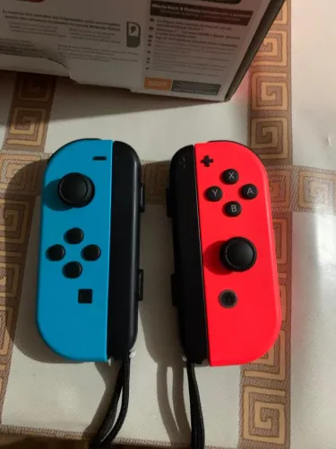 Nitendo Switch semi novo 