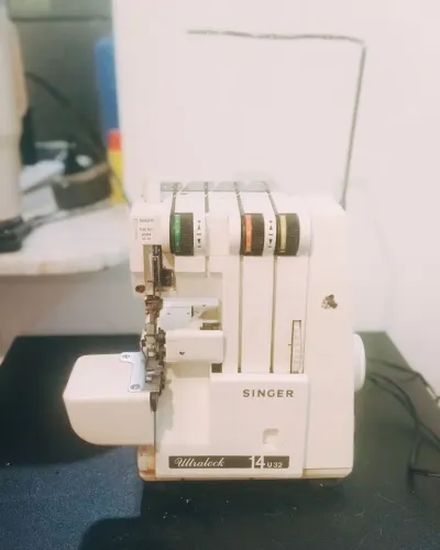 Recomendada Overlock Singer 
