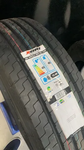 Pneu para caminhão