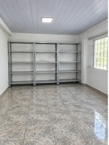 Alugo suíte no Japiim