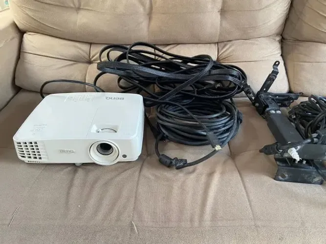 Projetor BenQ MS527 | 3300 Lumens | SVGA | HDMI | Branco