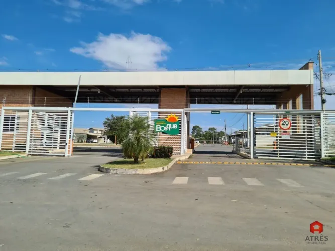 Casa de 3 Quartos à Venda no Condomínio Reserva do Bosque | Senador Canedo