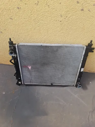 RADIADOR ORIGINAL HYUNDAI CRETA CONFORT 2023/2024 - Apenas 500,00