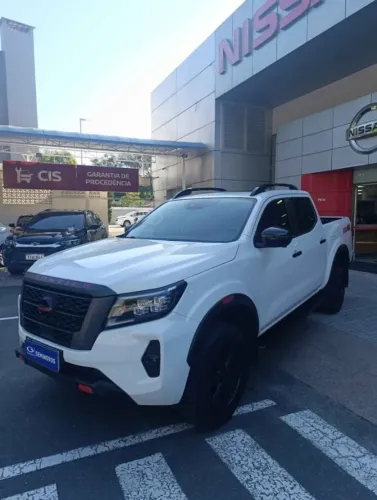 Nissan Frontier Pro4x CD 4X4 2.3 Bi-TB Die. AUT 2023