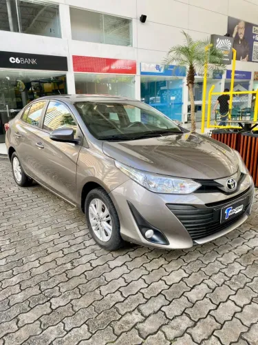 Toyota Yaris XL Sedan 1.5 Flex 16V 4P Aut. 2019
