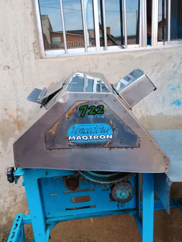 Vende -se máquina de caldo de cana 