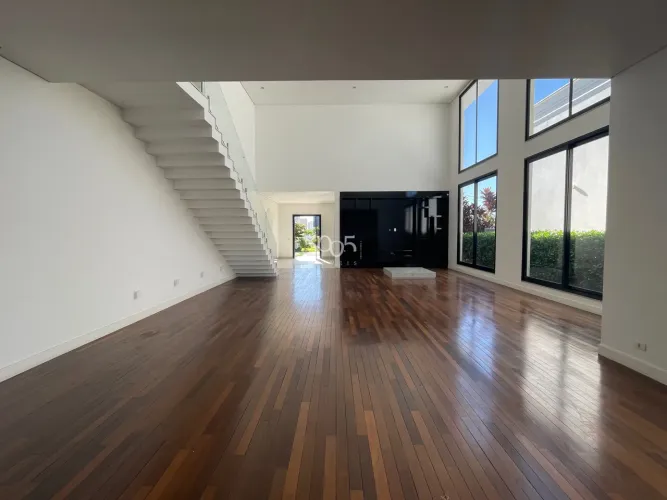 Casa para venda e locação com 5 suítes e 610,00 m²