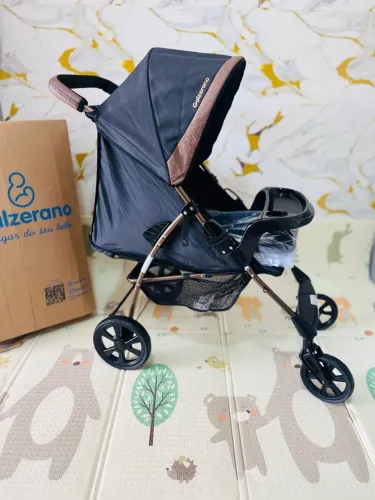 Carrinho de bebê ROMANO seminovo, completo  