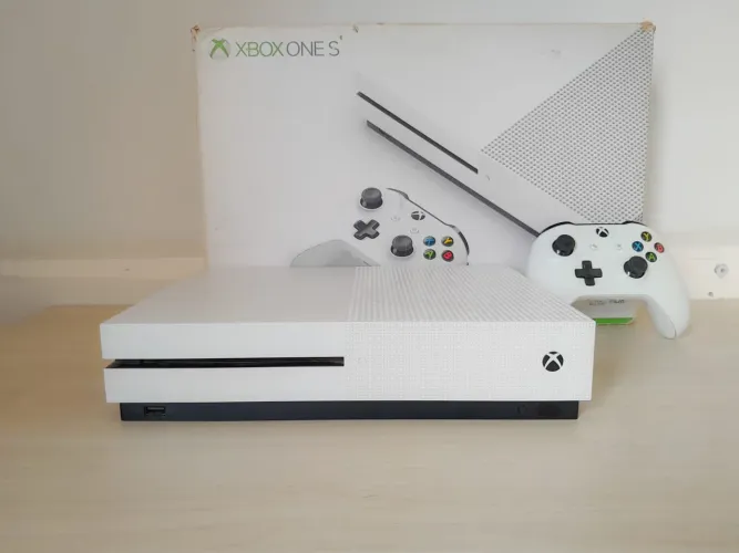 XBOX ONE S BRANCO 1TB