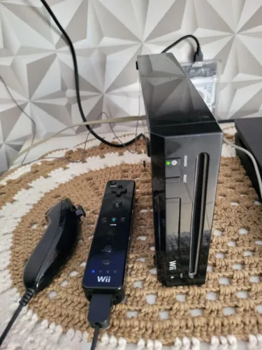 Nintendo Wii Black Completo + Wii Remote + Nunchuk + HD Externo 500GB