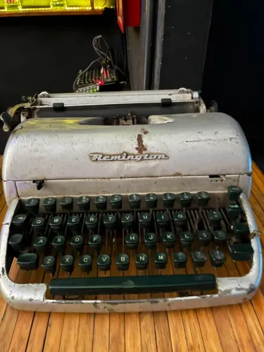 Máquina de escrever Remington