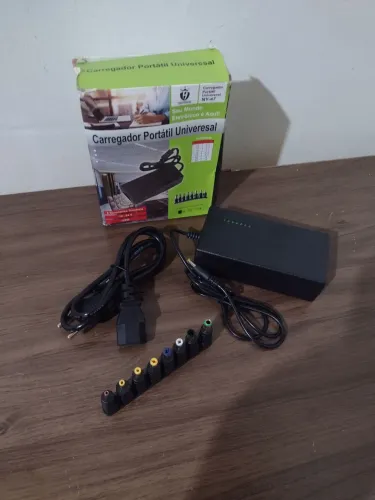 Fonte universal de notebook (entrego em Sarandi)