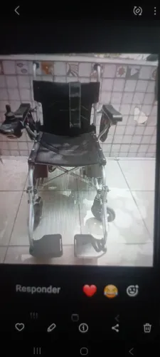 cadeira de rodas motorizada